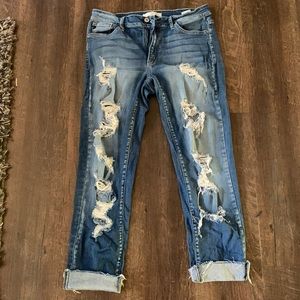 Kancan destroyed crop jeans